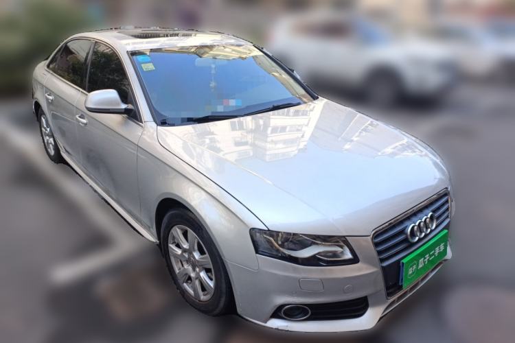 Used Audi A4L 2012 2.0 TFSI automatic standard version