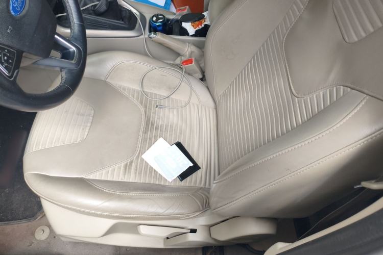 Used Ford Focus 2015 Sedan EcoBoost 125 Manual – Ultra-Style Edition