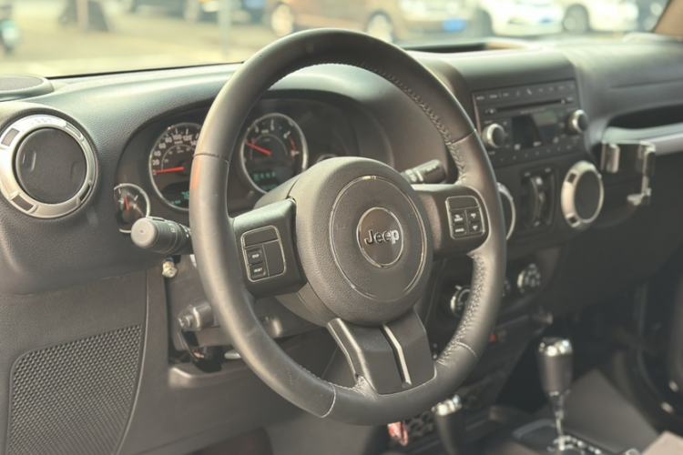 Used Jeep Wrangler 2015 2.8TD Sahara Four-Door Comfort Edition