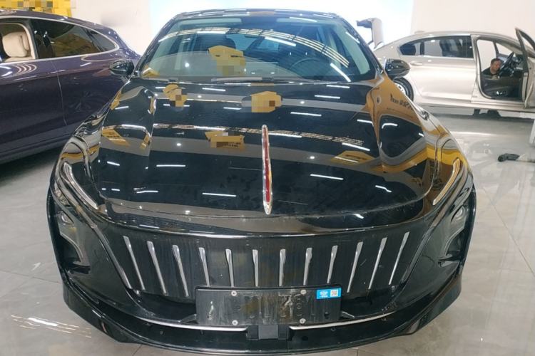 Used Hongqi E-QM5 2024 610 km PLUS

