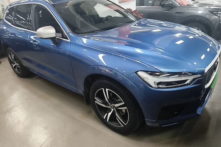 Used Volvo XC60 2018 T5 4x4 Smart & Sporty Edition Exterior 1