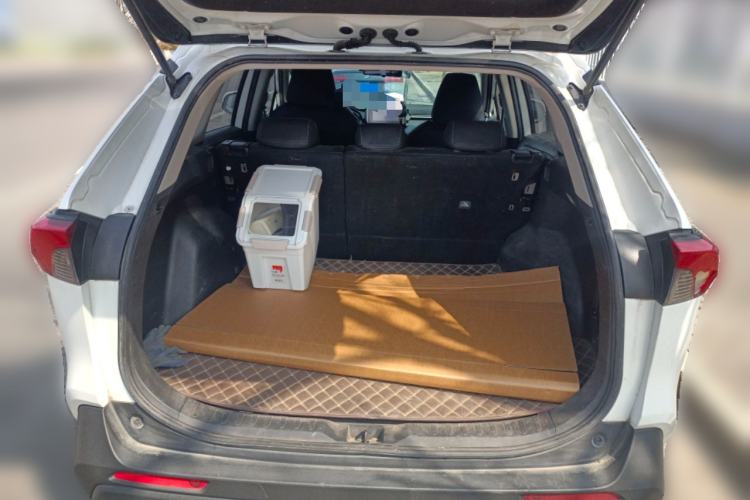 Used Toyota RAV4 2022 2.0L CVT Two-Wheel Drive Urban Edition
