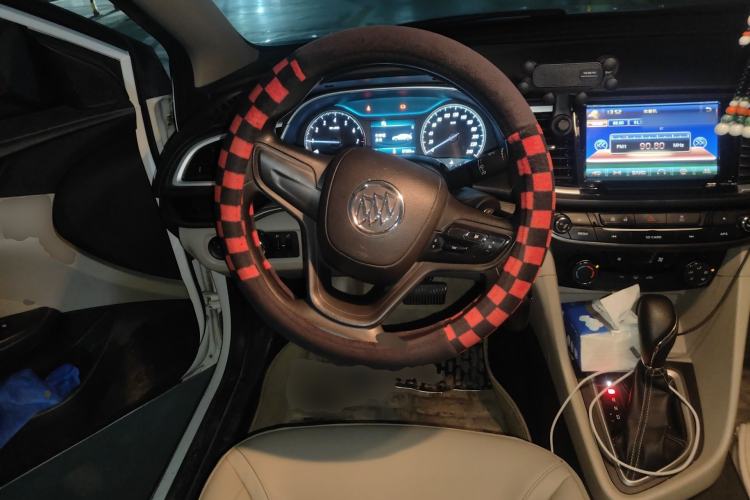 Used Buick GT 2016 15N Automatic Elite Edition Steering Wheel