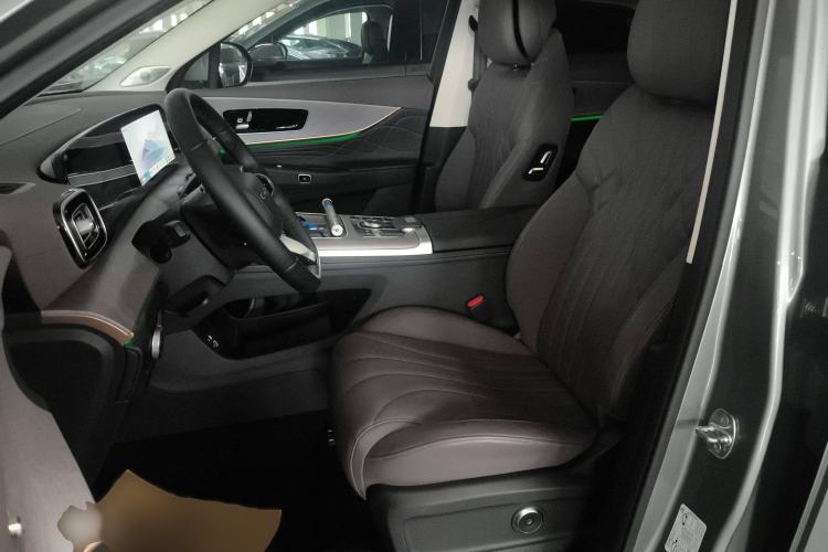 Used Chery Tiggo 9 C-DM 2025 1.5T 106KM Ultra-Comfort Edition 5 Seats Lithium-NMC