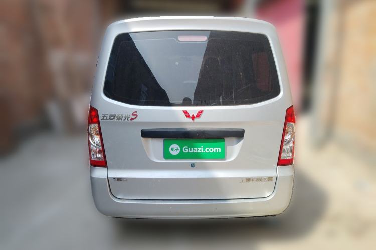 Used Wuling Rongguang S 2023 1.5L Base Version 5/7 Seats Rear