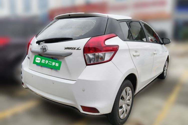 Used Toyota YARiS L Zhi Xuan 2015 1.5E Automatic Charm Edition