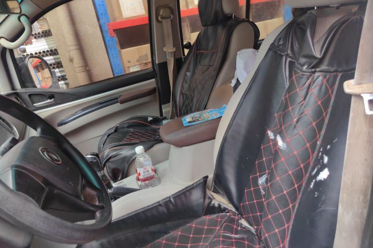 Used FORTHING Lingzhi 2017 M5L 1.6L 7-Seater Standard Model Left Front Seat