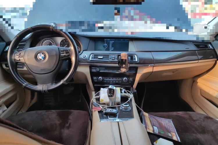 Used BMW 7 Series 2009 740Li Leading Model
