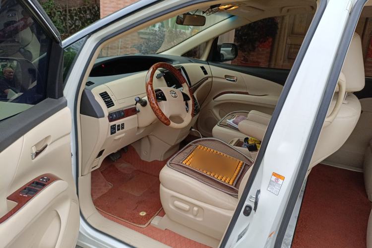 Used Toyota Previa  Driver Seat