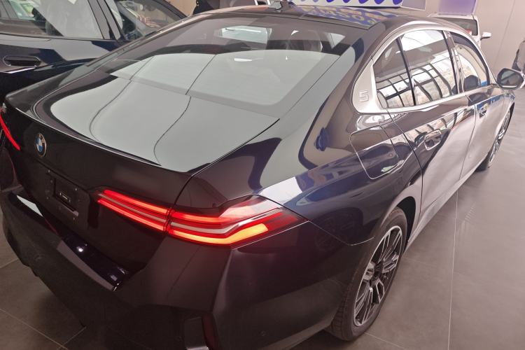 Used BMW 5 Series 2026 530Li Leading M Sport Package