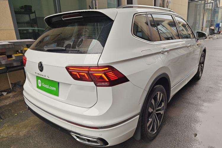 Used Volkswagen Tiguan L 2023 330TSI Automatic Two-Wheel Drive R-Line Flagship Edition Rear Right 45 Deg