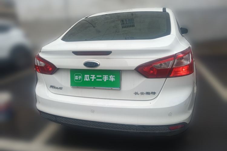 Used Ford Focus 2012 Sedan 1.6L Automatic Fashion Edition