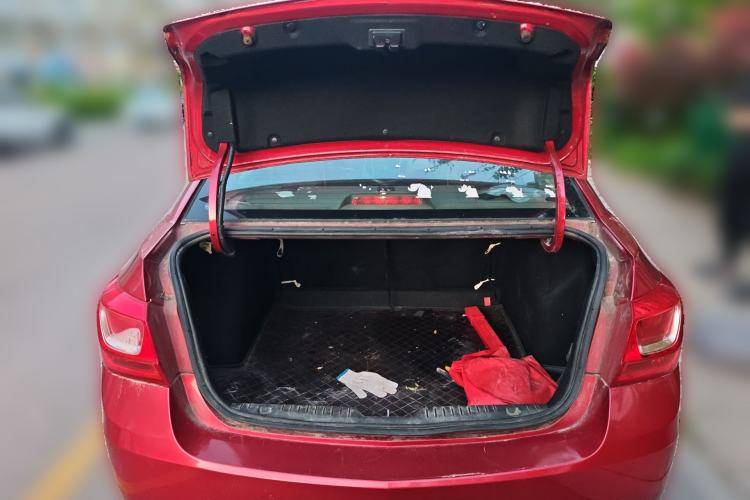 Used Chevrolet Cruze 2015 1.5L Classic SL MT Trunk