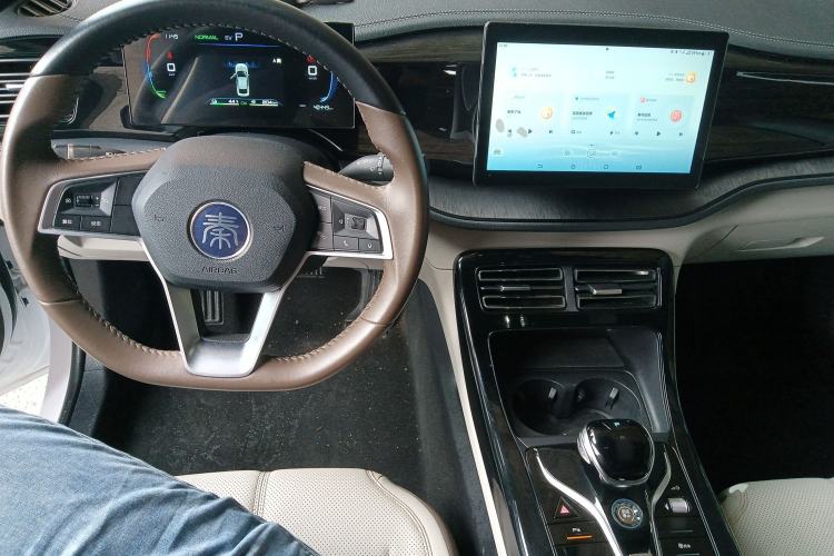 Used BYD Qin PLUS 2024 HONOR Edition DM-i 55KM Leading Model
