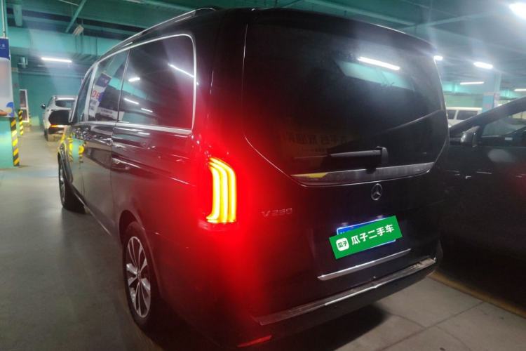 Used Mercedes-Benz V-Class 2020 V 260 Avantgarde Edition