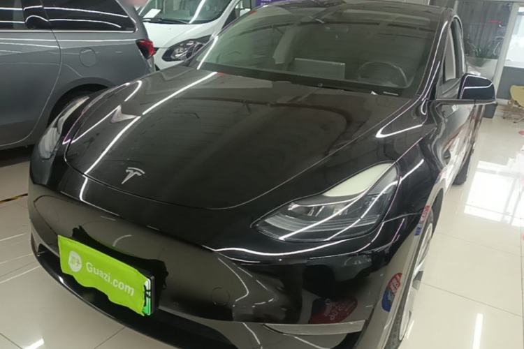 Used Tesla Model Y 2021 Long-Range All-Wheel-Drive Version 3D7