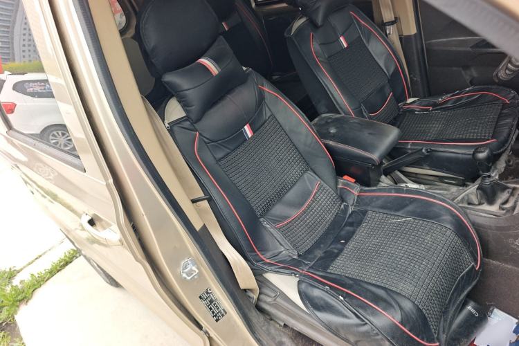 Used Wuling Hongguang V 2022 1.5L Enjoy Edition Hydraulic Power Steering LAR Right Front Seat