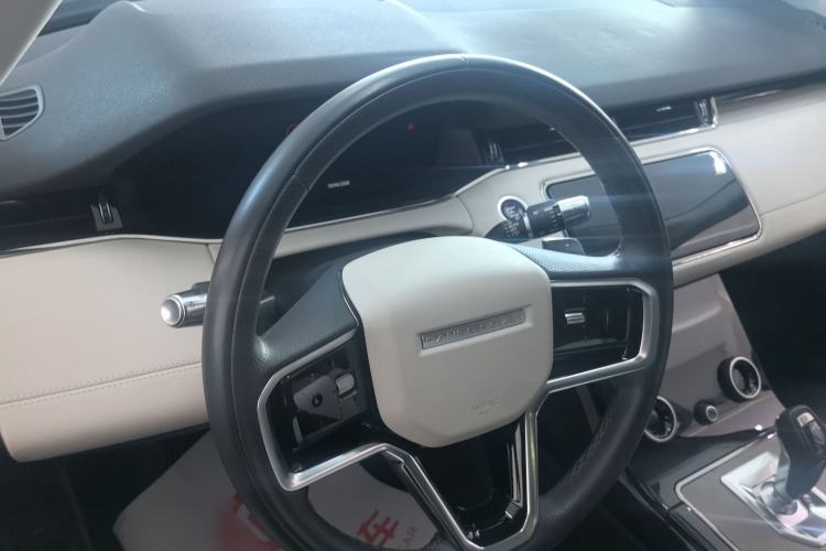 Used Land Rover Range Evoque 2022 Range Rover L 249 PS R-Dynamic HSE Luxury Edition Interior 2