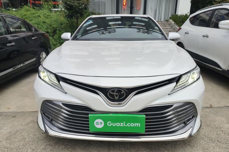 Used Toyota Camry 2019 Revised Version 2.0G Luxury Edition