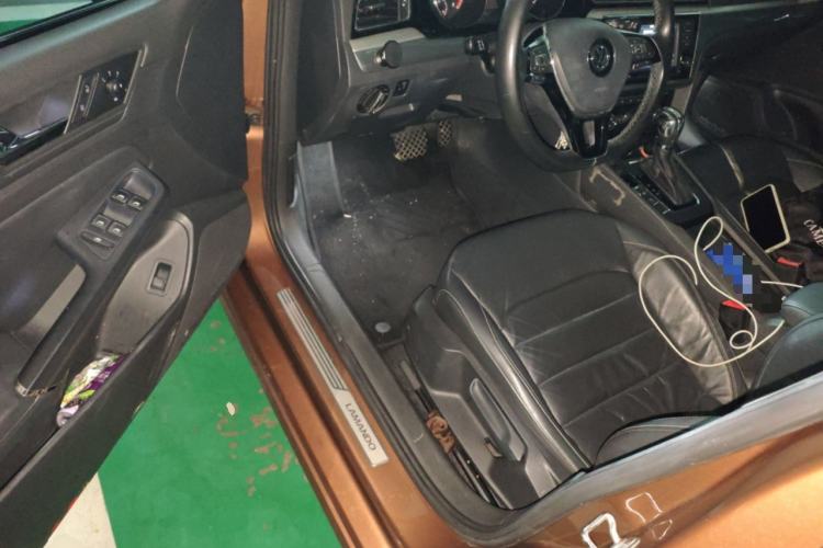 Used Volkswagen Lamando 2015 330TSI DSG Comfort Edition Driver Seat