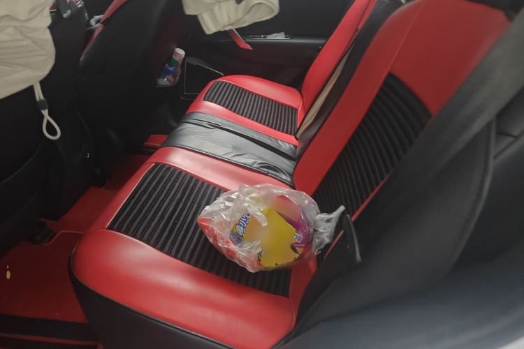 Used Geely Auto Emgrand X7 Sport 2016 2.0L Manual ZhiShang Version
