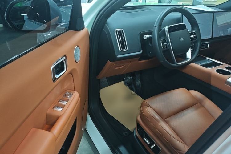 Used Li Auto L7 2023 Pro Model
