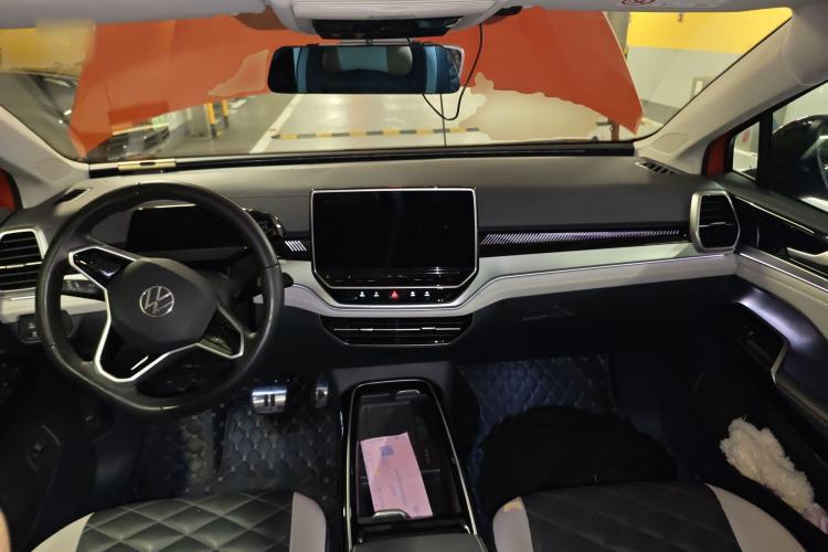 Used Volkswagen ID.6 CROZZ 2021 Long-Range PURE+ Edition Center Console