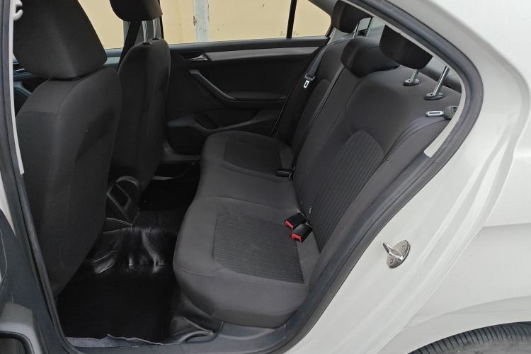 Used Volkswagen Jetta 2015 Value Edition 1.6L Automatic Comfort Version