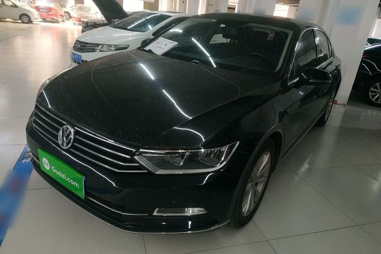 Used Volkswagen Magotan 2017 330TSI DSG Leading Model