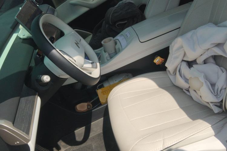 Used ONVO L60 2024 60 kWh Rear-Drive Version
