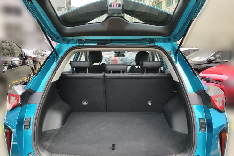 Used GAC Trumpchi GS3 2023 Shadow Speed 270T R-STYLE Edition Trunk