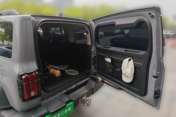 Used Tank 300 2021 Off-Road Edition 2.0T Challenger Trunk