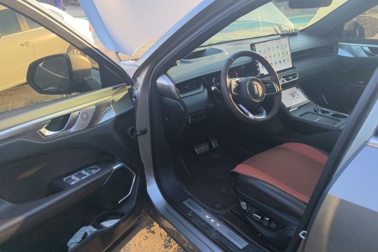 Used Wey Mocha New Energy 2024 Hi4 Four-Wheel Drive Long-Range Version Driver Seat