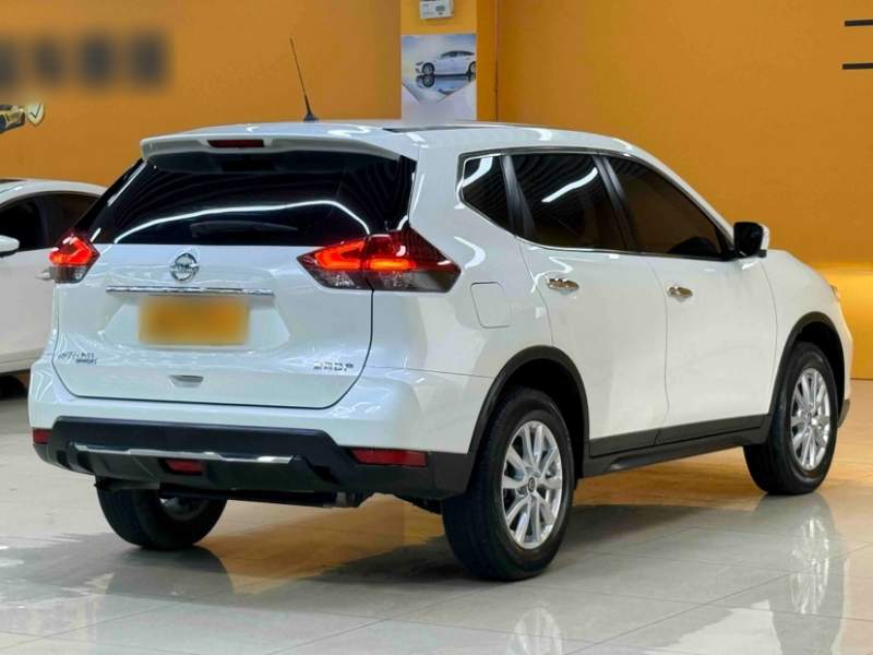 Used Nissan X-Trail 2022 2.0L Two-Wheel Drive Smart Connect Premium Edition — 30