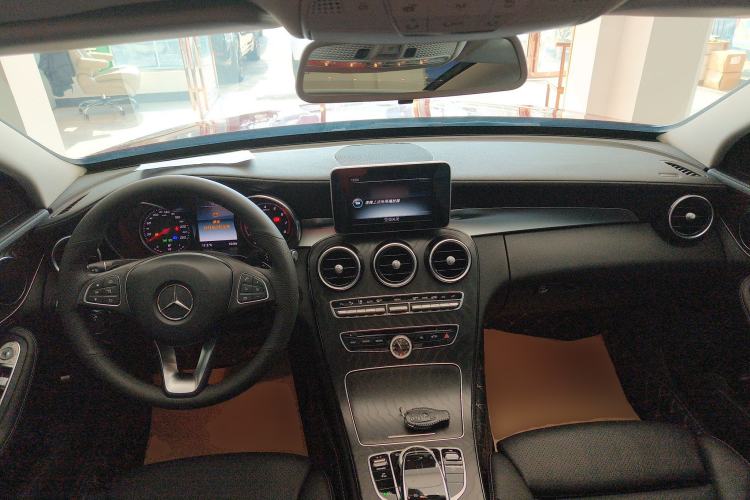 Used Mercedes-Benz C-Class 2017 Facelift C 200 L Sport Edition