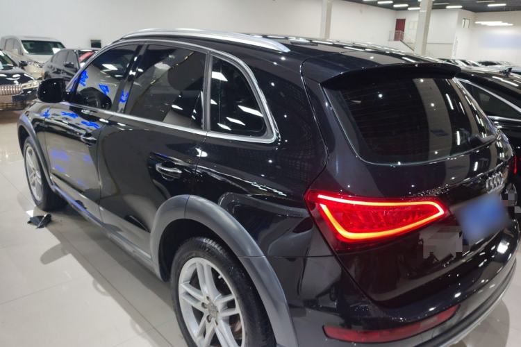 Used Audi Q5 2017 Plus 40 TFSI Technology Model