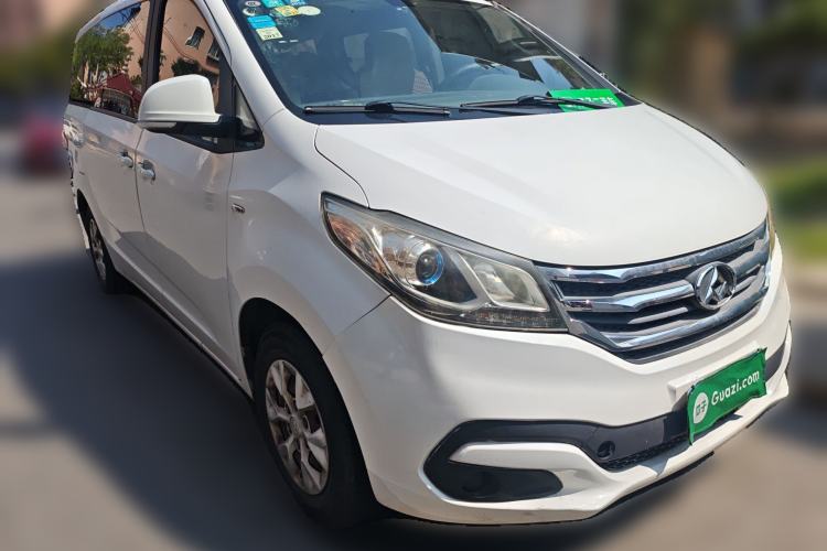 Used SAIC MAXUS G10 2014 2.0T Manual Elite Edition Front Right 45 Deg