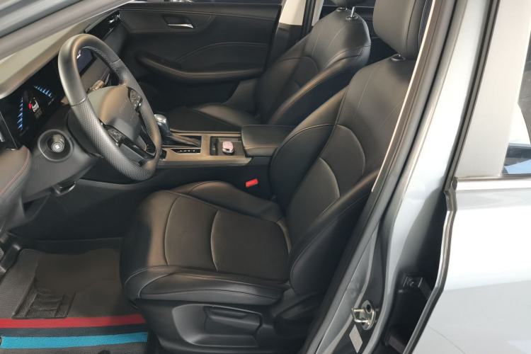 Used Roewe i5 2023 1.5L CVT Luxury Edition Left Front Seat