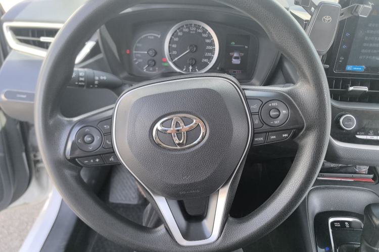 Used Toyota Corolla 2021 Dual-Motor 1.8L E-CVT Elite Edition Steering Wheel