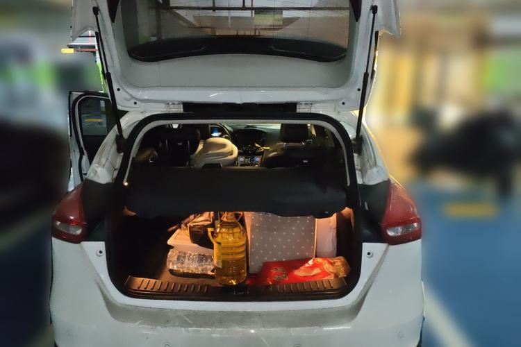 Used Ford Focus 2017 Hatchback EcoBoost 125 Automatic - Ultra-Powerful Style Edition with Smart Drive Features
