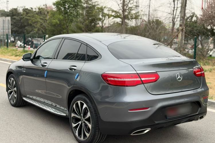 Used Mercedes-Benz GLC Coupe 2019 GLC 260 4MATIC Coupe SUV
