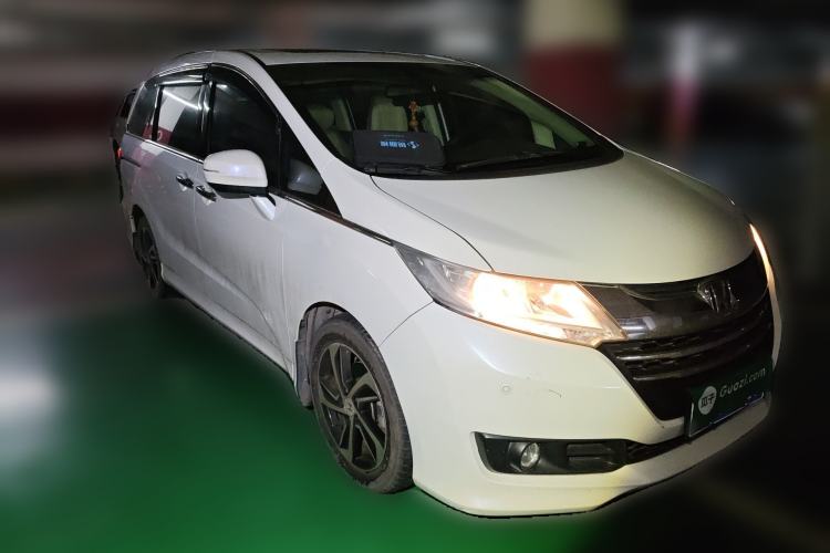 Used Honda Odyssey 2017 2.4L Luxury Edition Front Right 45 Deg