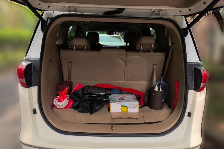 Used Buick GL8 2017 ES 28T Luxury Model China V Standard Trunk