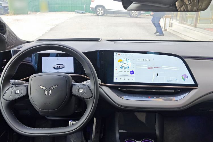 Used Hongqi EH7 2025 640 All-Wheel Drive Smart Selection Edition