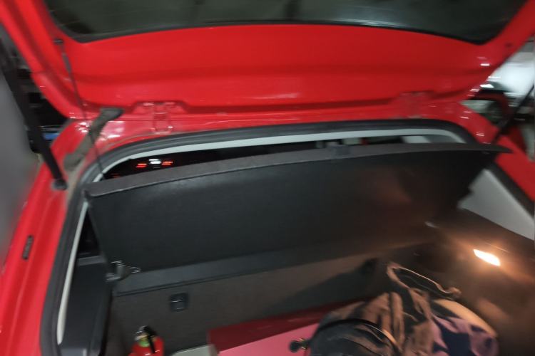 Used Volkswagen Polo 2016 1.4L Manual Fashion Model