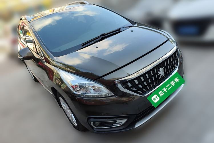 Used Peugeot 3008 2016 1.6THP Automatic Classic Edition Front Right 45 Deg