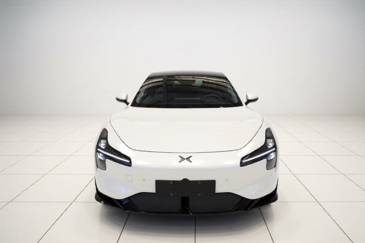 Used XPeng MONA M03 2024 620 with Ultra-Long Range Front
