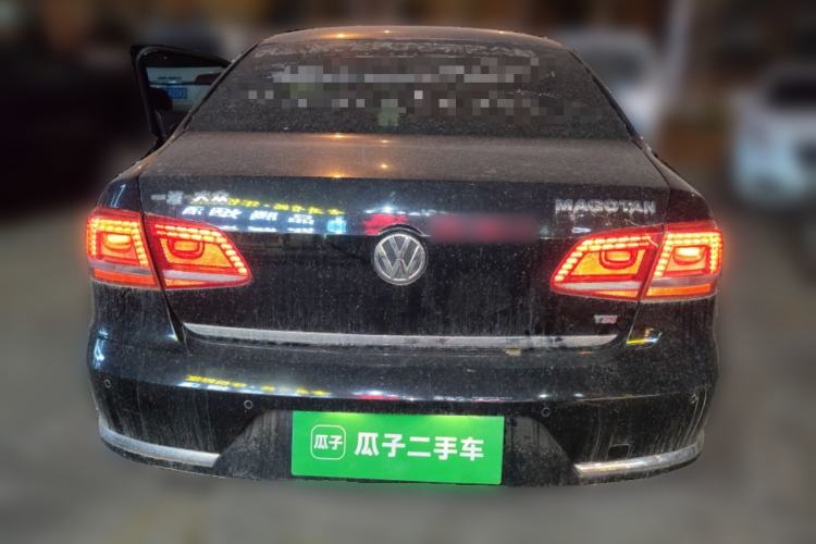 Used Volkswagen Magotan 2015 1.8TSI Luxury Model
