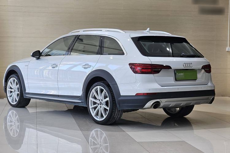 Used Audi A4 2017 45 TFSI allroad quattro Fashion Edition
