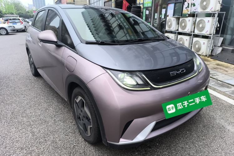 Used BYD Dolphin 2021 405 km Fashion Edition Front Right 45 Deg